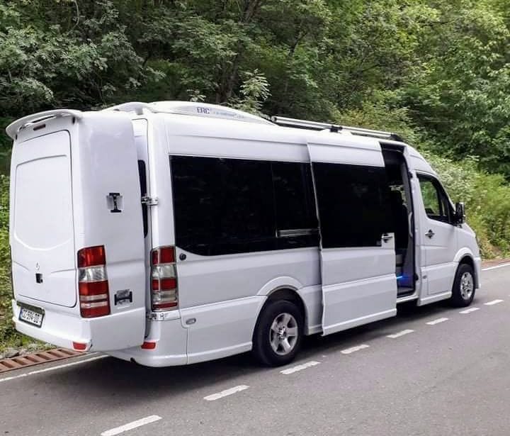 Mercedes-Benz_Sprinter12.jpg